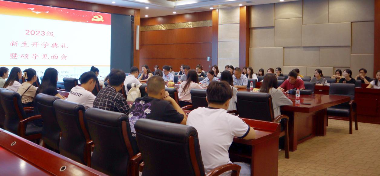 说明: a0fdf3ce25243408e4691482db14246